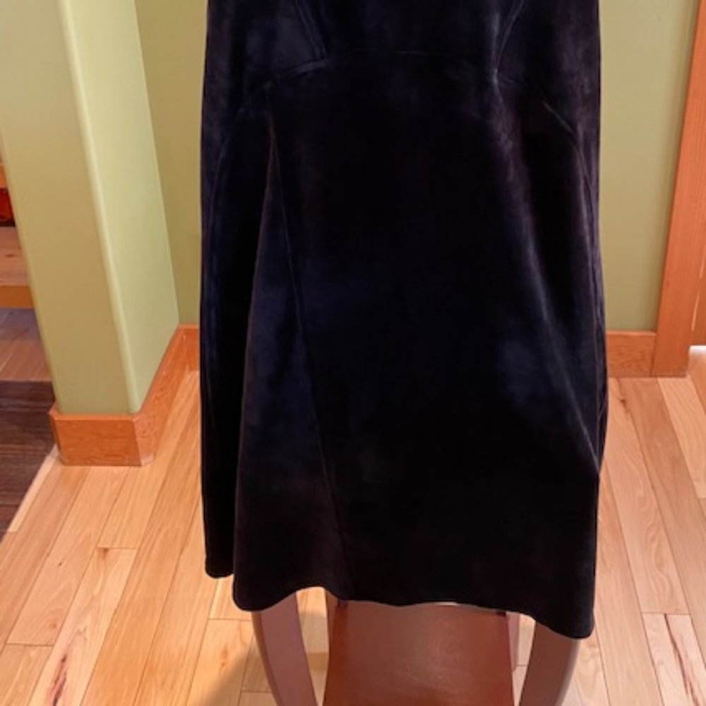 Alembika Long Black Velvet Skirt - Picture 4 of 6